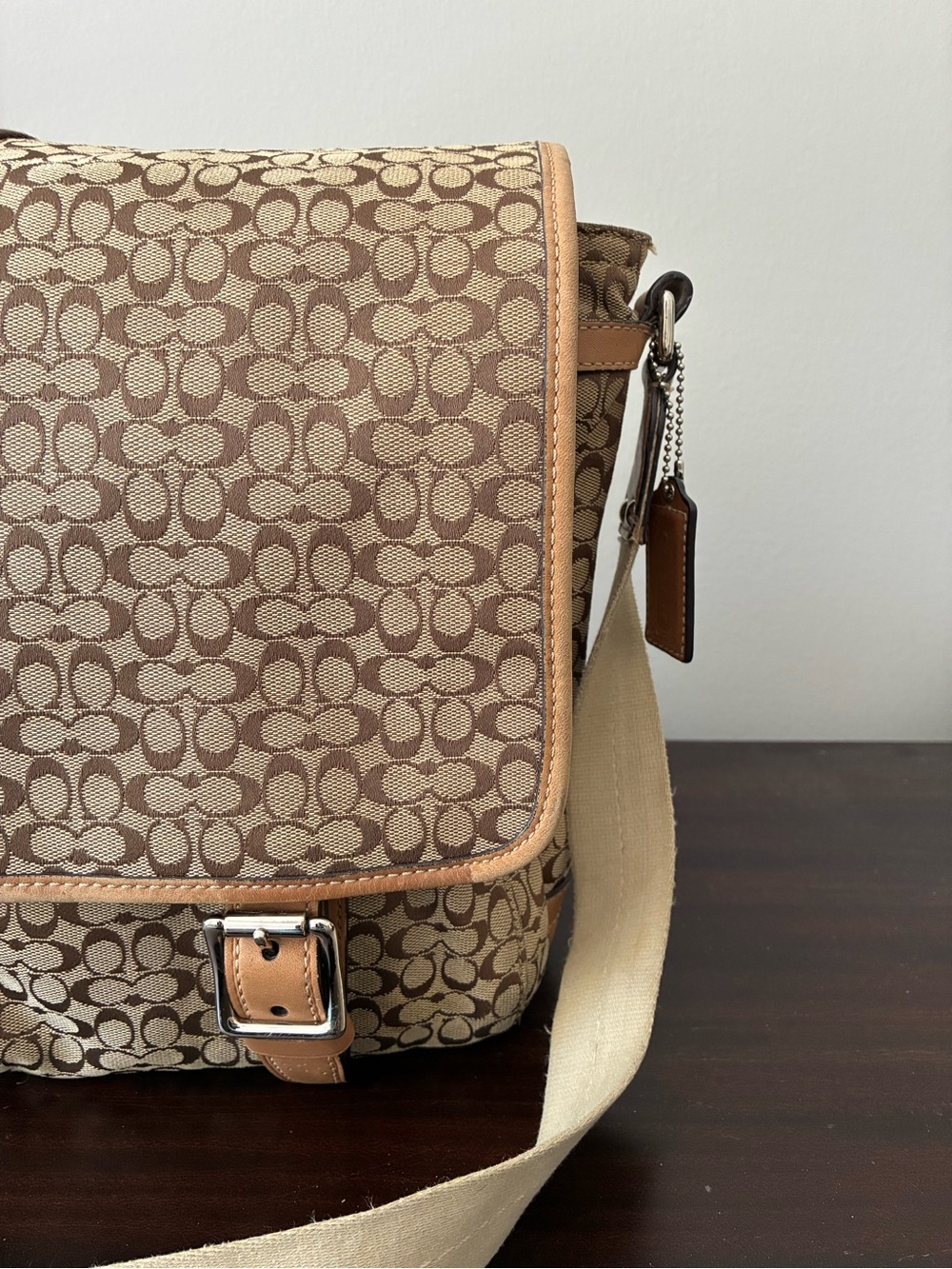 Coach Signature Voyager Cross Body Messenger Bag F70183 Jacquard / Leather - Picture 12 of 15